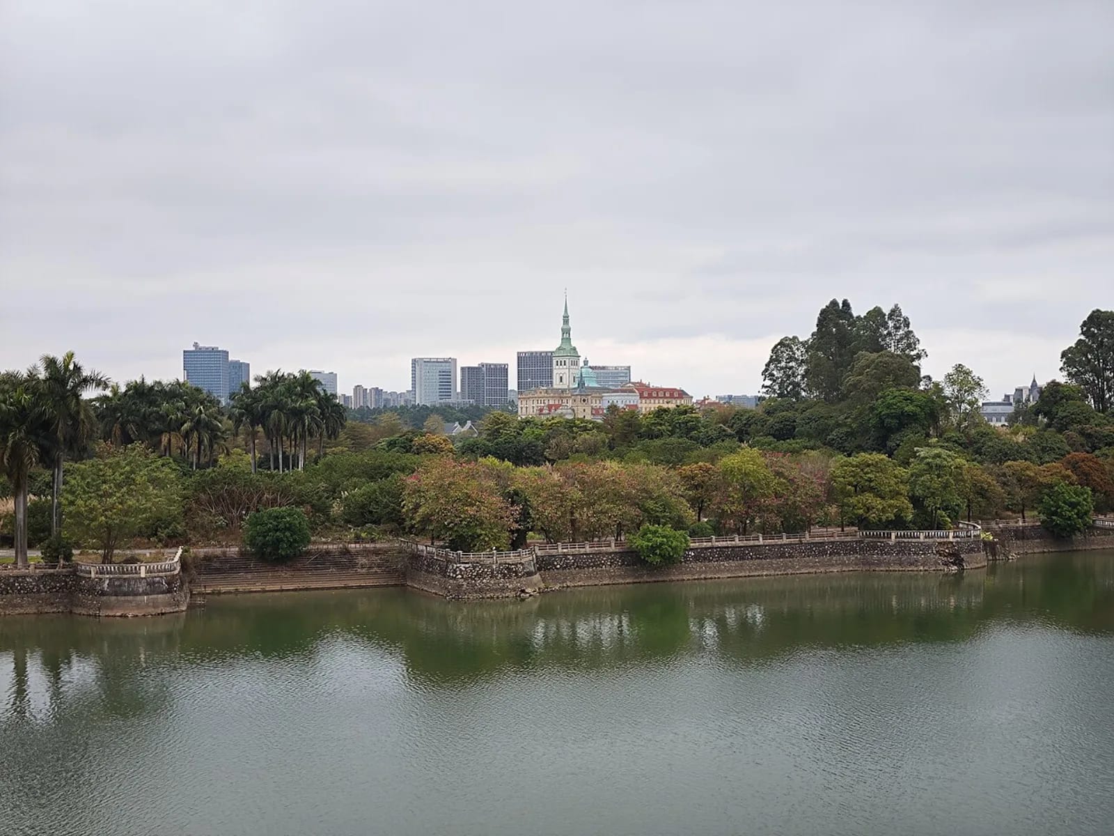 Open water, trees and buildings around Songshan Lake