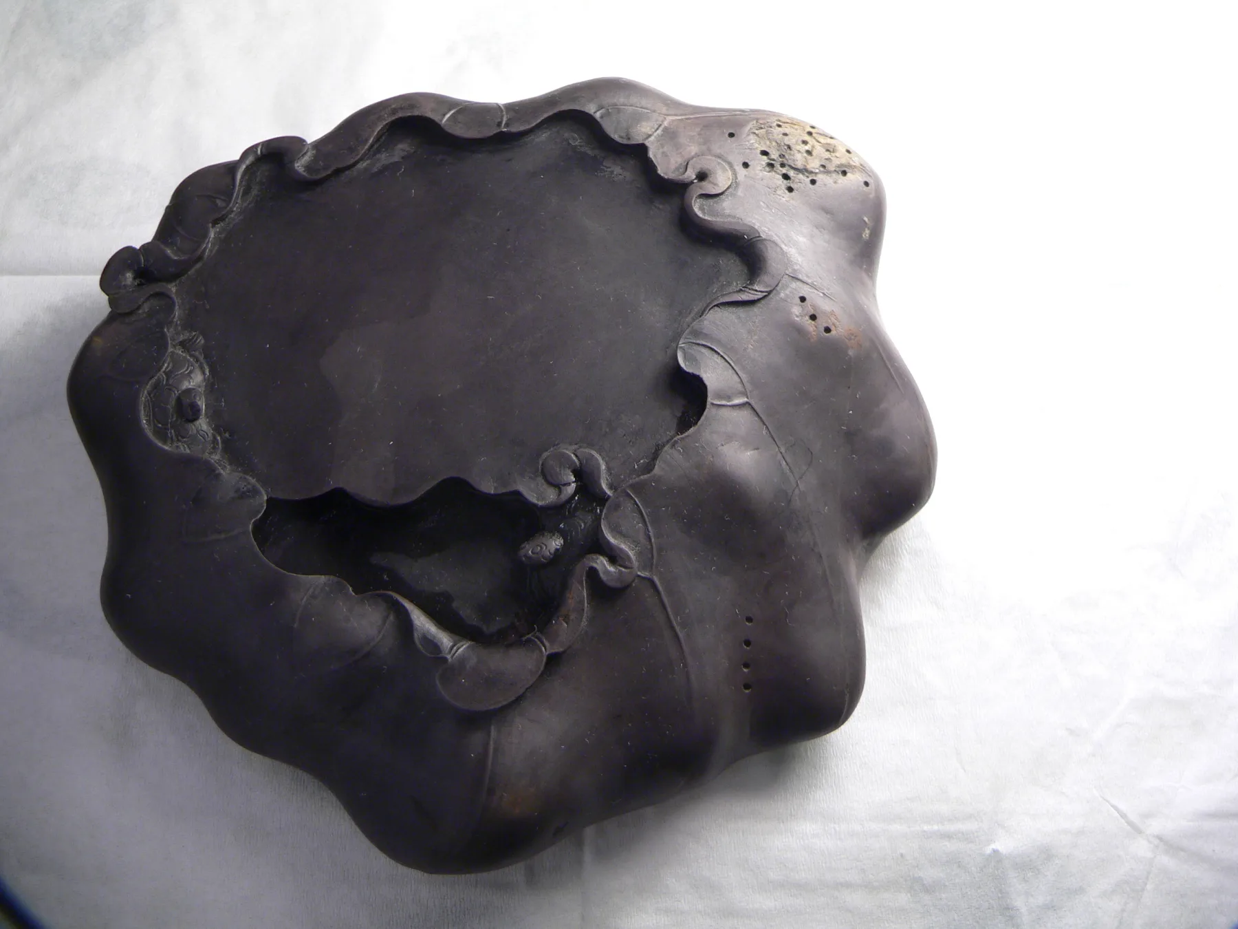A carved Duan inkstone showing the material and craft