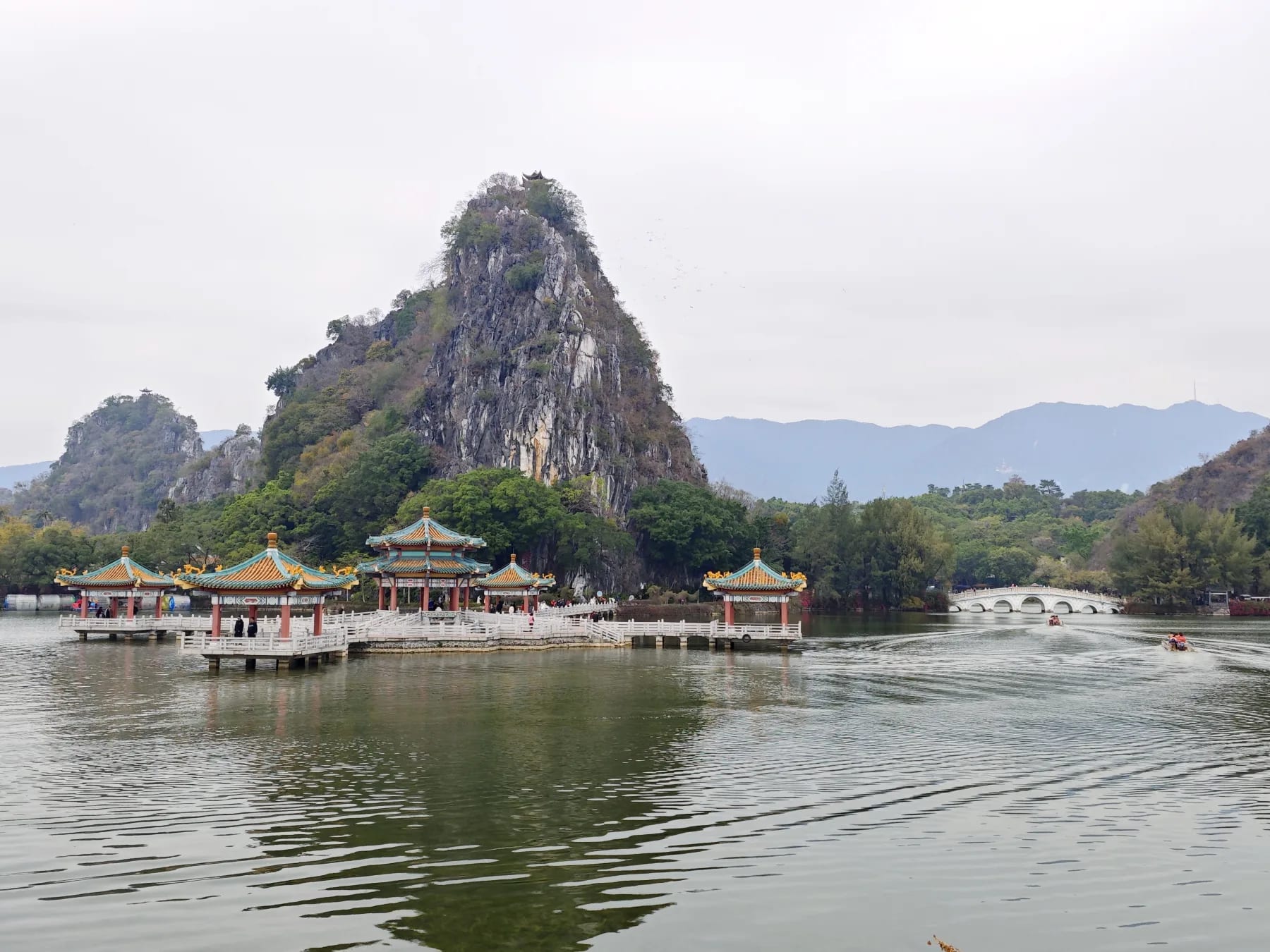 Wulong Pavilion and Qixing Bridge over the lake at Seven Star Crags